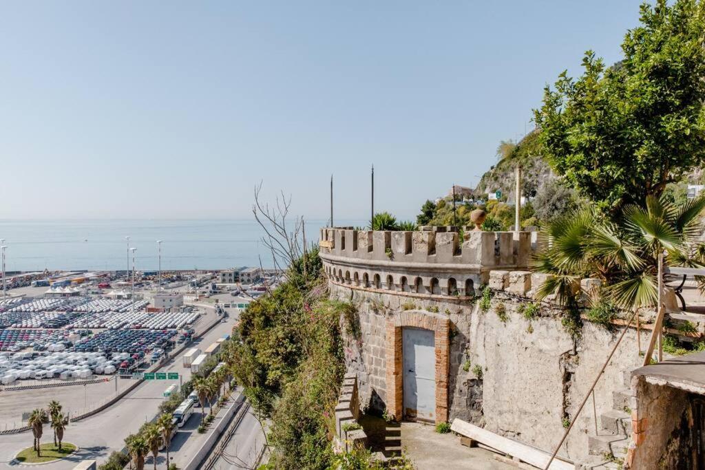 B&B Charming House Salerno Ngoại thất bức ảnh